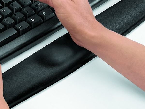 Fellowes Memory Foam Wrist Rest