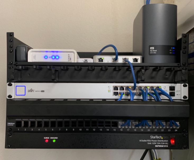 server-rack-cable-management-system