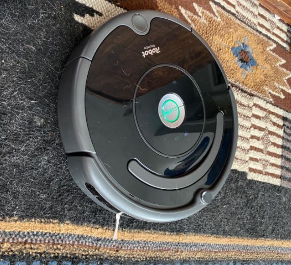 Roomba 694.