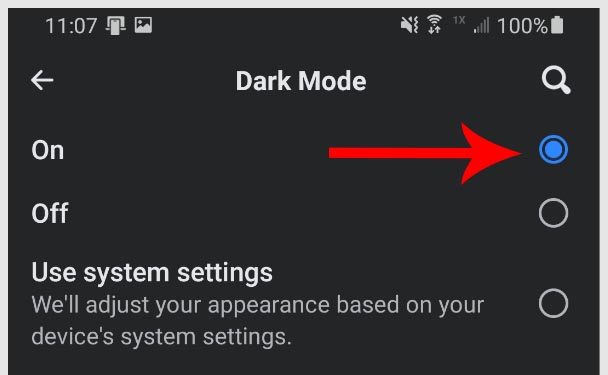 Facebook-mobile-dark模式-activated